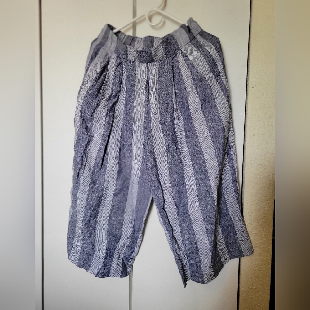 GAP Wide pants, elastic waist size 4